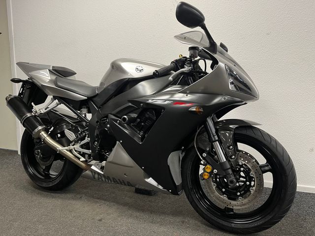 yamaha - yzf-r1