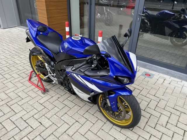 yamaha - yzf-r1