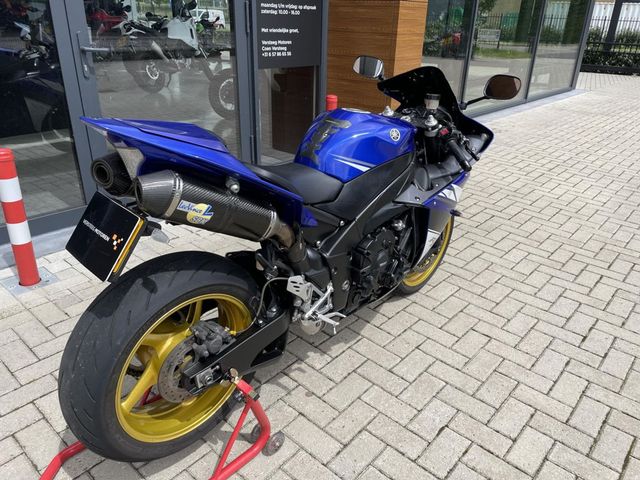 yamaha - yzf-r1