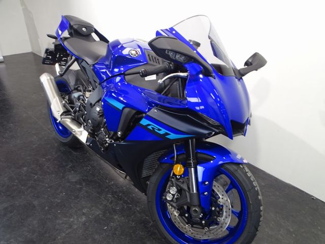 yamaha - yzf-r1