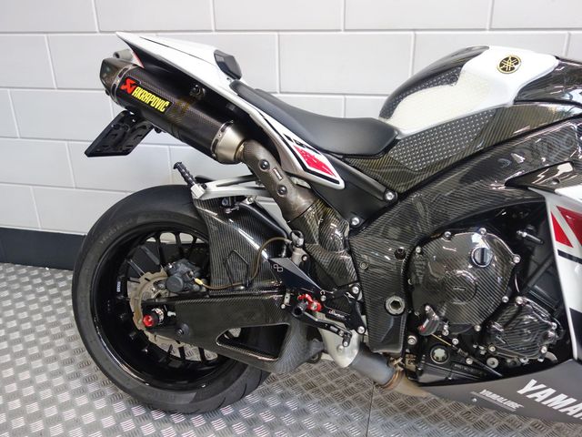 yamaha - yzf-r1