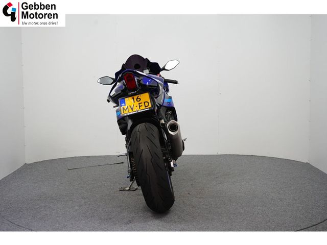 yamaha - yzf-r1