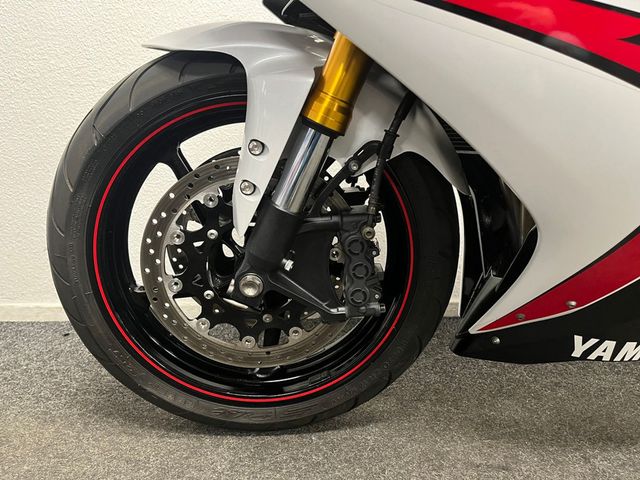 yamaha - yzf-r1