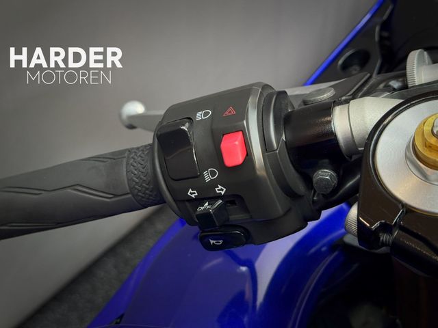 yamaha - yzf-r1