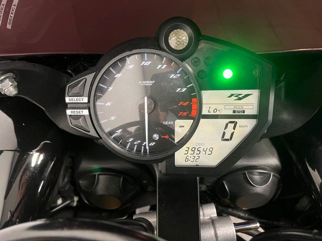 yamaha - yzf-r1