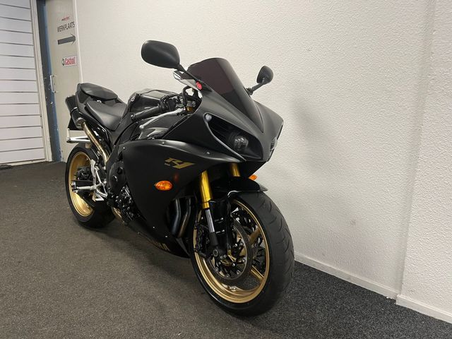 yamaha - yzf-r1