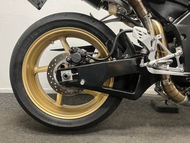 yamaha - yzf-r1