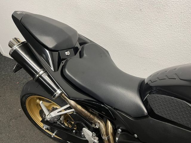 yamaha - yzf-r1
