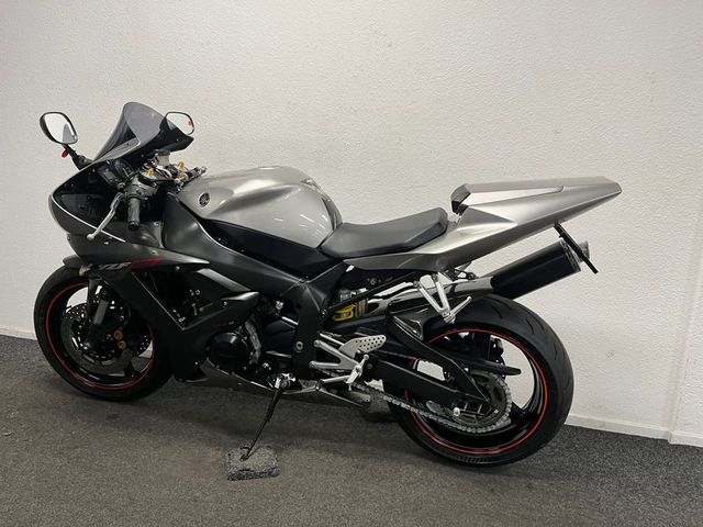 yamaha - yzf-r1