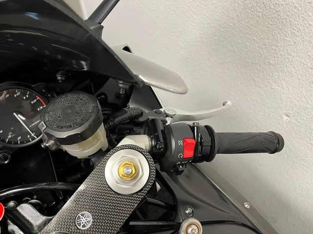 yamaha - yzf-r1