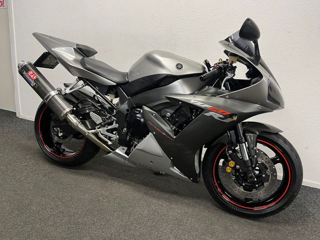 yamaha - yzf-r1