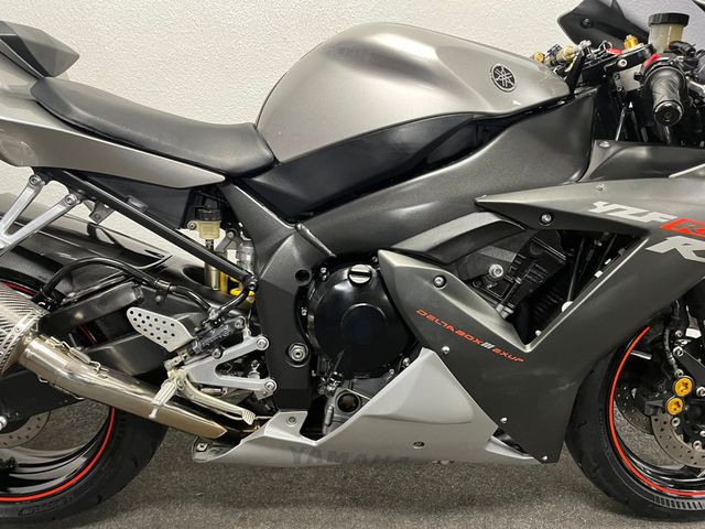 yamaha - yzf-r1