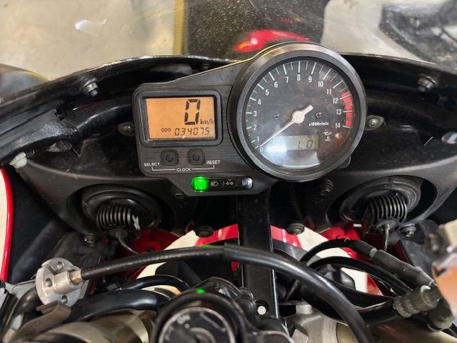 yamaha - yzf-r1