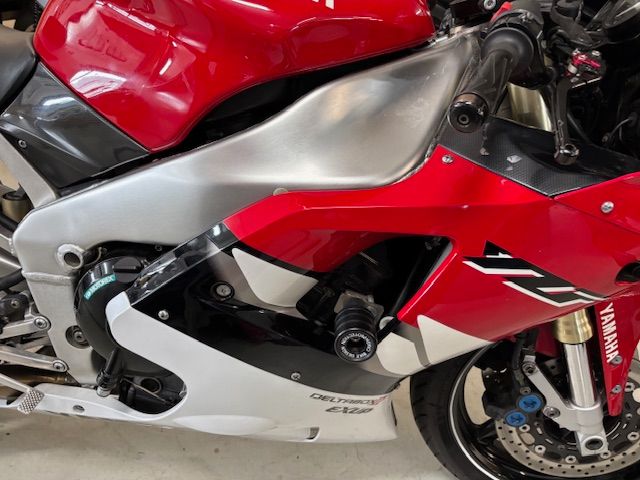 yamaha - yzf-r1