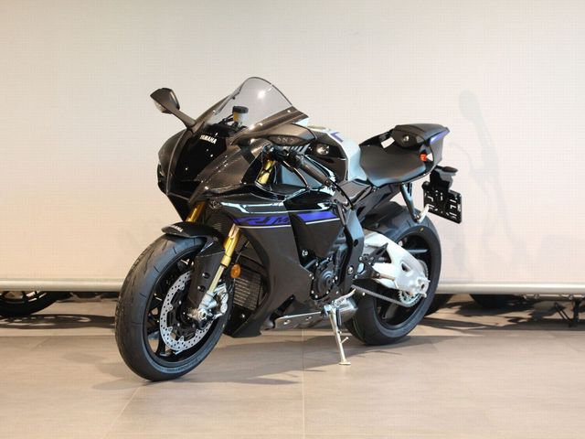 yamaha - yzf-r1m