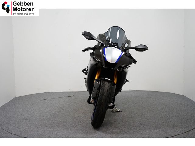 yamaha - yzf-r1m