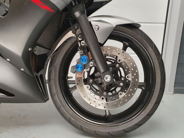 yamaha - yzf-r6