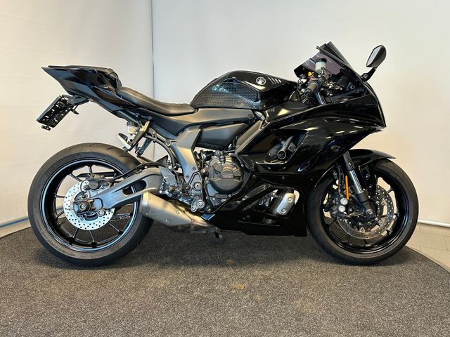 yamaha - yzf-r7