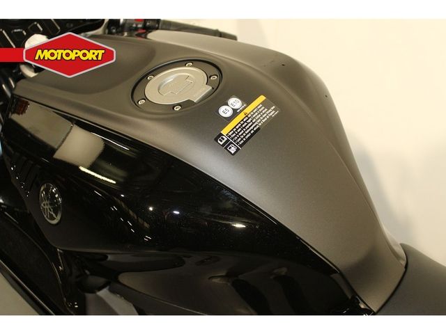 yamaha - yzf-r7