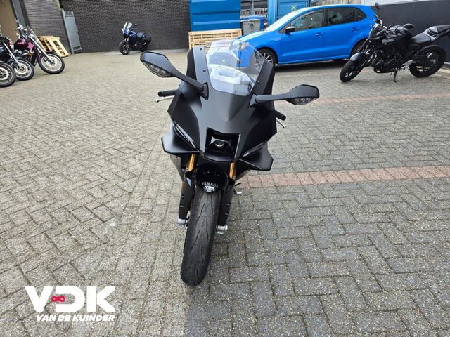 yamaha - yzf-r9